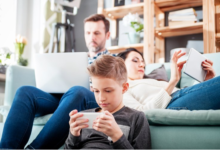 How Social Media Fuels FOMO in Kids — And What Parents Can Do