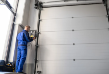 What Homeowners Should Know Before Scheduling Garage Door Repair